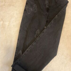 Black Short High rise Dad Jeans with Butterfly Design.